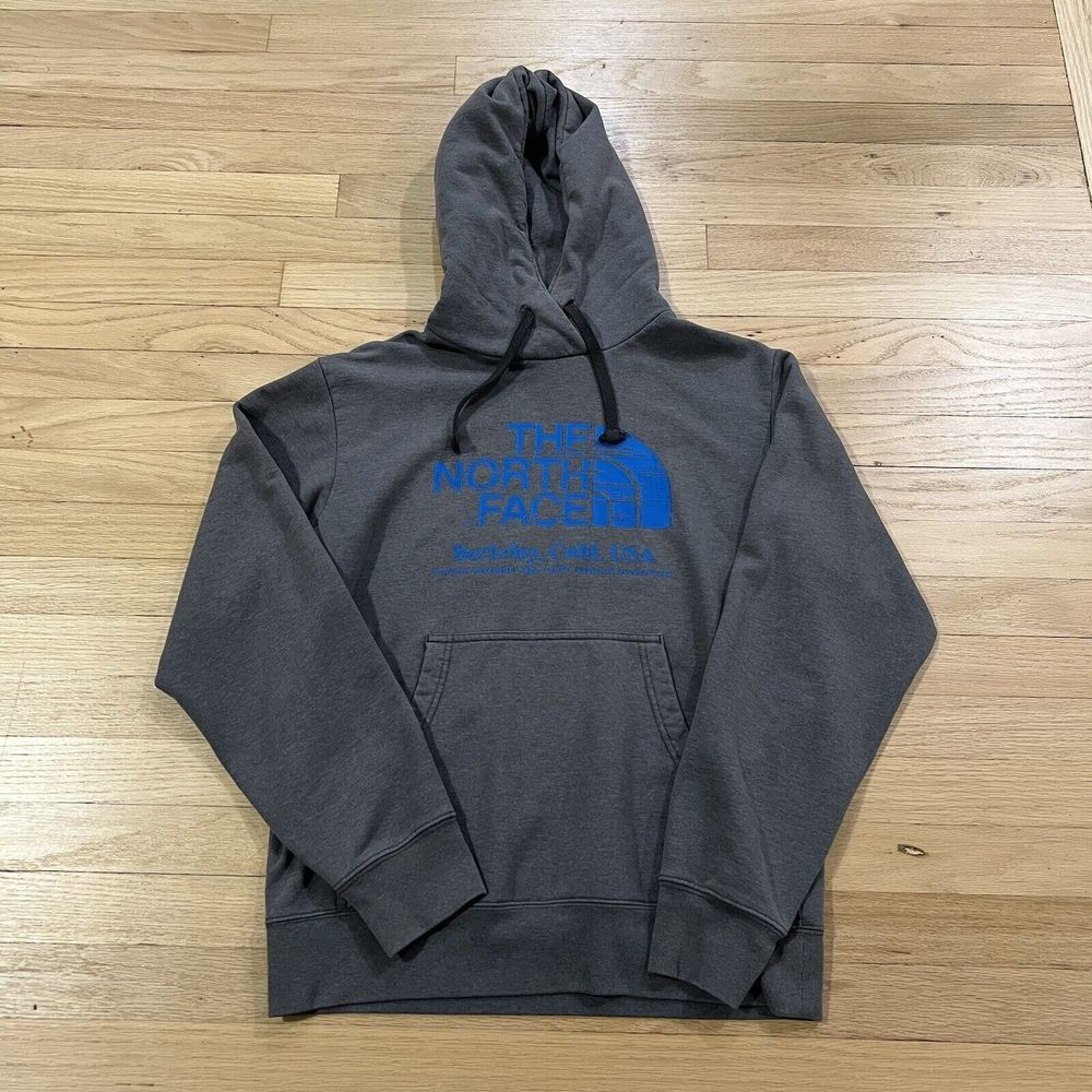 The North Face Sweater Mens Medium Gray Pullover Comfort Hoodie Casual Classic‎